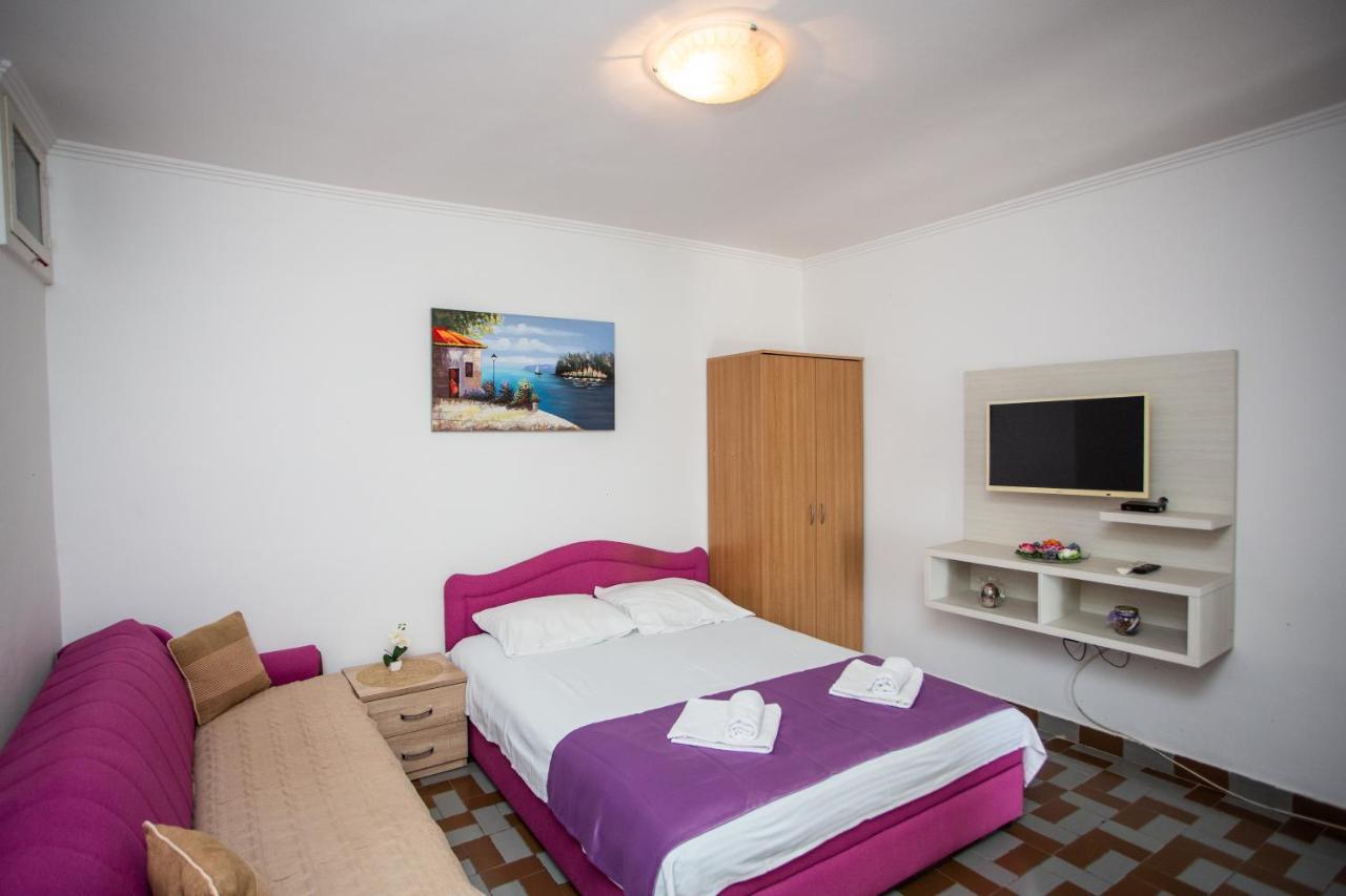 Apartments Jelena Ulcinj Exterior photo